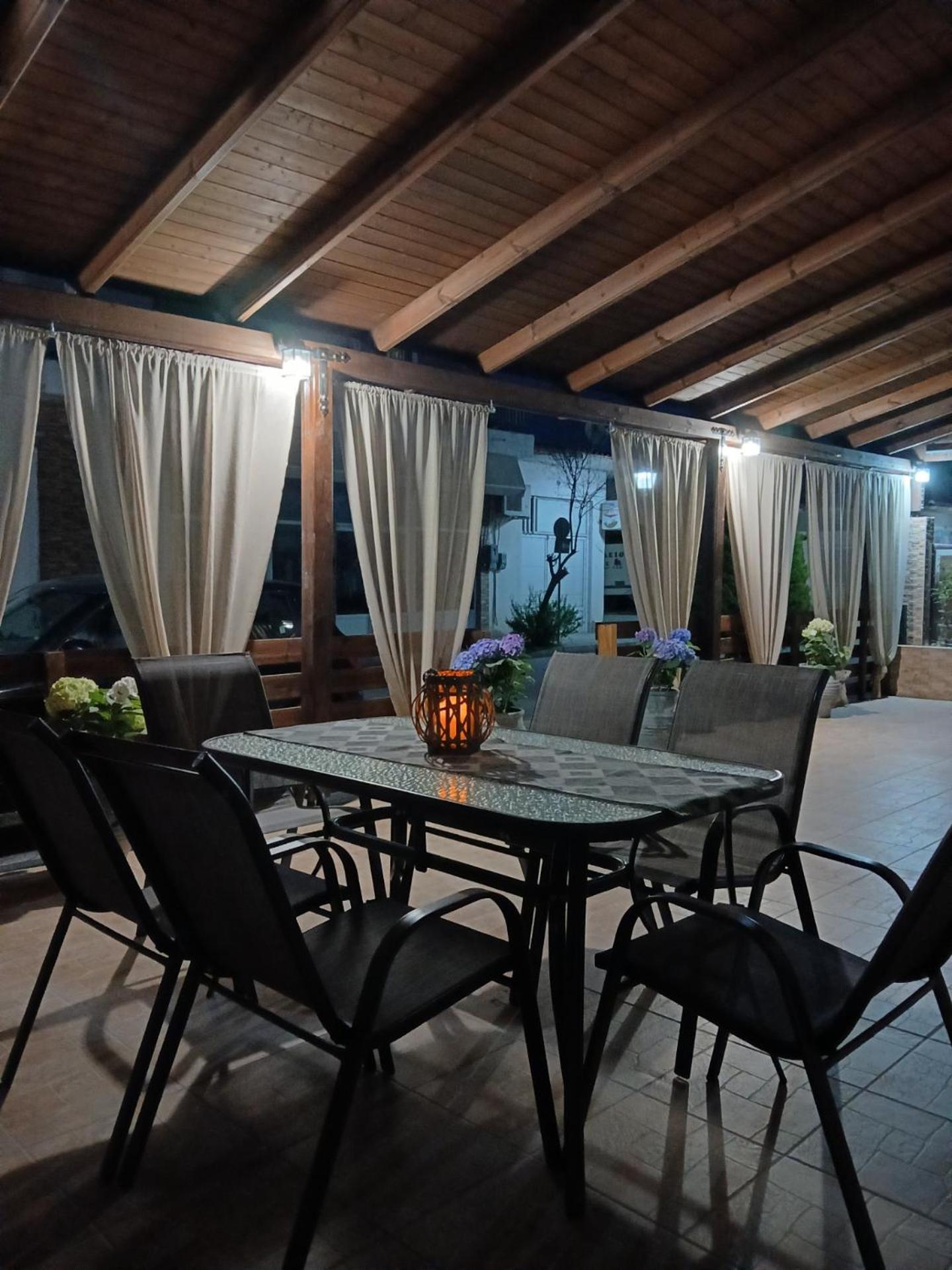 Golden Living Apartment Chrysoupolis Екстериор снимка