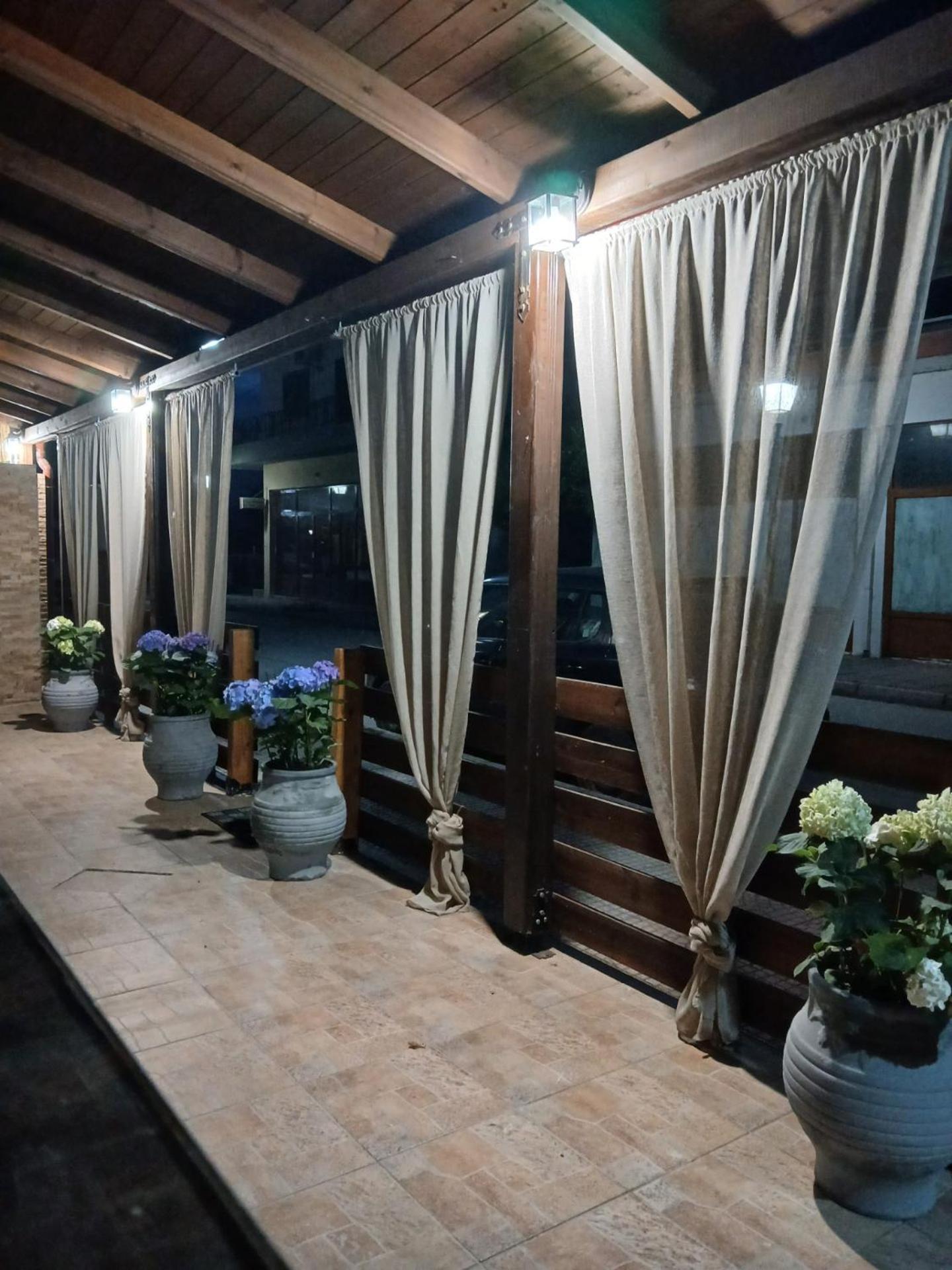 Golden Living Apartment Chrysoupolis Екстериор снимка